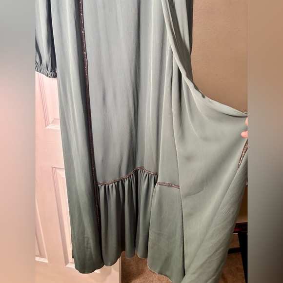 Two piece (attached) modest Turkish dress/abaya. Brand new. Size 1 (S) w belt - Picture 4 of 4